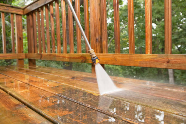 Best Pool Deck Cleaning  in Oak Island, NC